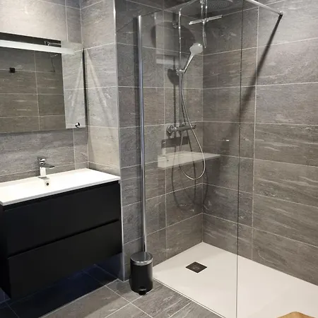 Apartment 70 M2 - 3 - 6 People - Ski-in Ski-out *