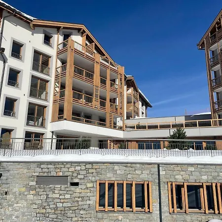 70 M2 - 3 - 6 People - Ski-in Ski-out * Alpe d'Huez